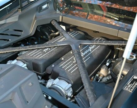 Серый Ламборджини Хуракан, объемом двигателя 5.2 л и пробегом 25 тыс. км за 135000 $, фото 11 на Automoto.ua