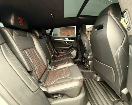 Білий Ламборджині Урус, об'ємом двигуна 4 л та пробігом 39 тис. км за 97500 $, фото 10 на Automoto.ua