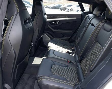 Белый Ламборджини Урус, объемом двигателя 4 л и пробегом 42 тыс. км за 128000 $, фото 14 на Automoto.ua