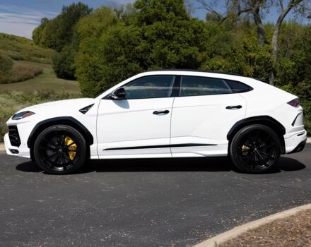 Белый Ламборджини Урус, объемом двигателя 4 л и пробегом 42 тыс. км за 128000 $, фото 3 на Automoto.ua