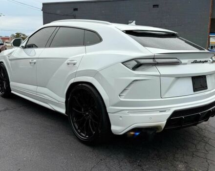 Білий Ламборджині Урус, об'ємом двигуна 4 л та пробігом 39 тис. км за 97500 $, фото 5 на Automoto.ua