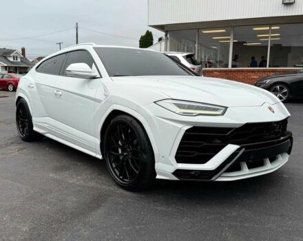 Білий Ламборджині Урус, об'ємом двигуна 4 л та пробігом 39 тис. км за 97500 $, фото 2 на Automoto.ua