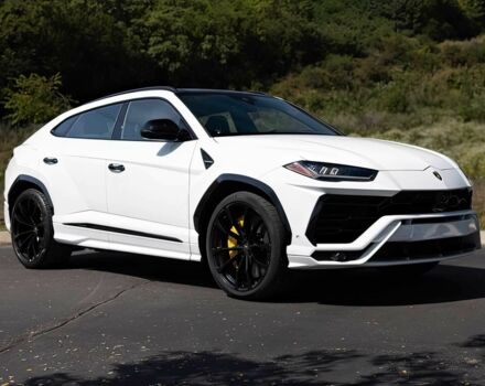 Белый Ламборджини Урус, объемом двигателя 4 л и пробегом 42 тыс. км за 128000 $, фото 1 на Automoto.ua