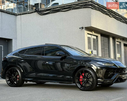 Ламборджини Урус 2020 в Киеве на Automoto.ua Черный Ламборджини Урус, объемом двигателя 4 л и пробегом 35 тыс. км за 350000 $, фото 12 на Automoto.ua