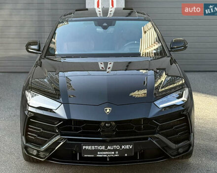 Ламборджини Урус 2020 в Киеве на Automoto.ua Черный Ламборджини Урус, объемом двигателя 4 л и пробегом 35 тыс. км за 350000 $, фото 7 на Automoto.ua