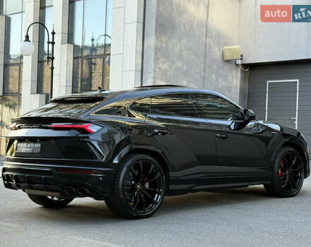 Ламборджини Урус 2020 в Киеве на Automoto.ua Черный Ламборджини Урус, объемом двигателя 4 л и пробегом 35 тыс. км за 350000 $, фото 25 на Automoto.ua
