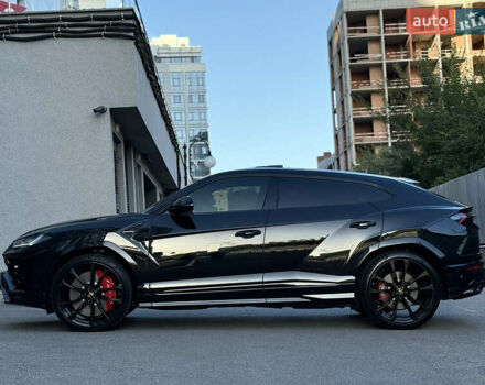 Ламборджини Урус 2020 в Киеве на Automoto.ua Черный Ламборджини Урус, объемом двигателя 4 л и пробегом 35 тыс. км за 350000 $, фото 21 на Automoto.ua