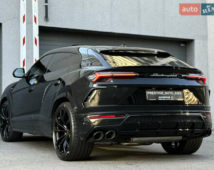 Ламборджини Урус 2020 в Киеве на Automoto.ua Черный Ламборджини Урус, объемом двигателя 4 л и пробегом 35 тыс. км за 350000 $, фото 18 на Automoto.ua