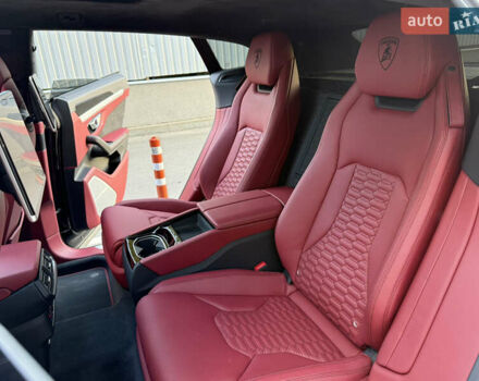 Ламборджини Урус 2020 в Киеве на Automoto.ua Черный Ламборджини Урус, объемом двигателя 4 л и пробегом 35 тыс. км за 350000 $, фото 55 на Automoto.ua