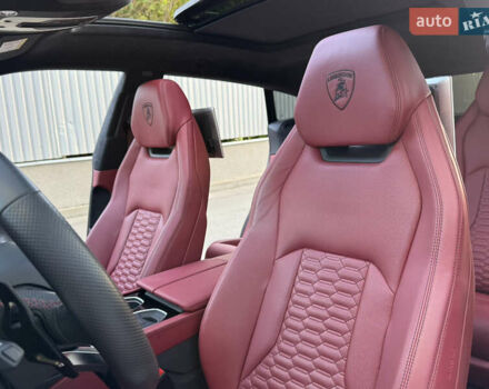 Ламборджини Урус 2020 в Киеве на Automoto.ua Черный Ламборджини Урус, объемом двигателя 4 л и пробегом 35 тыс. км за 350000 $, фото 45 на Automoto.ua