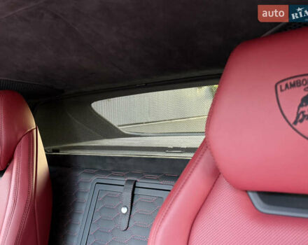 Черный Ламборджини Урус, объемом двигателя 4 л и пробегом 37 тыс. км за 370000 $, фото 69 на Automoto.ua