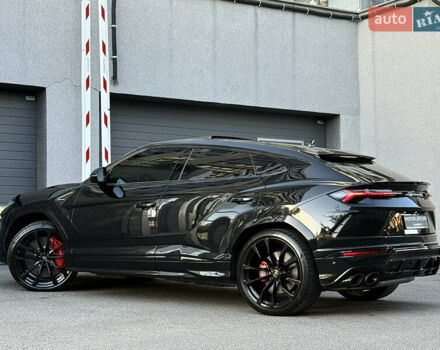 Ламборджини Урус 2020 в Киеве на Automoto.ua Черный Ламборджини Урус, объемом двигателя 4 л и пробегом 35 тыс. км за 350000 $, фото 30 на Automoto.ua