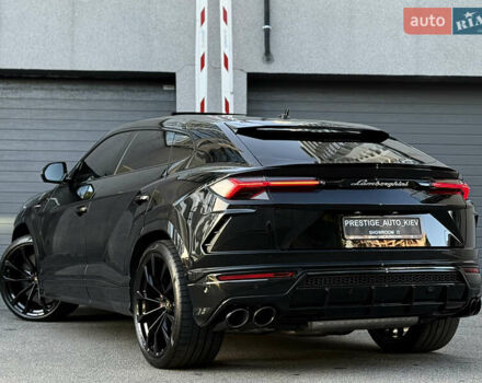 Ламборджини Урус 2020 в Киеве на Automoto.ua Черный Ламборджини Урус, объемом двигателя 4 л и пробегом 35 тыс. км за 350000 $, фото 28 на Automoto.ua