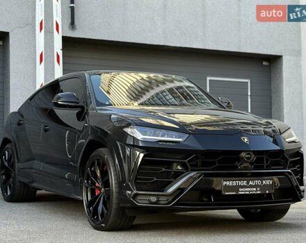 Ламборджини Урус 2020 в Киеве на Automoto.ua Черный Ламборджини Урус, объемом двигателя 4 л и пробегом 35 тыс. км за 350000 $, фото 8 на Automoto.ua