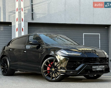 Черный Ламборджини Урус, объемом двигателя 4 л и пробегом 37 тыс. км за 370000 $, фото 3 на Automoto.ua