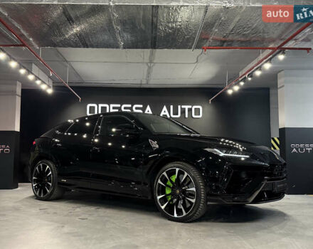 Чорний Ламборджині Урус, об'ємом двигуна 4 л та пробігом 15 тис. км за 385000 $, фото 10 на Automoto.ua