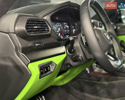 Чорний Ламборджині Урус, об'ємом двигуна 4 л та пробігом 15 тис. км за 385000 $, фото 20 на Automoto.ua