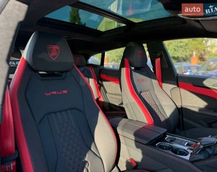 Ламборджини Урус 2024 в Одессе на Automoto.ua Черный Ламборджини Урус, объемом двигателя 4 л и пробегом 1 тыс. км за 492126 $, фото 59 на Automoto.ua