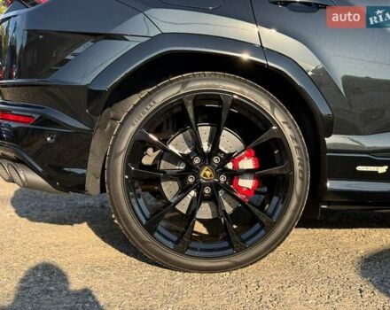 Ламборджини Урус 2024 в Одессе на Automoto.ua Черный Ламборджини Урус, объемом двигателя 4 л и пробегом 1 тыс. км за 492126 $, фото 65 на Automoto.ua