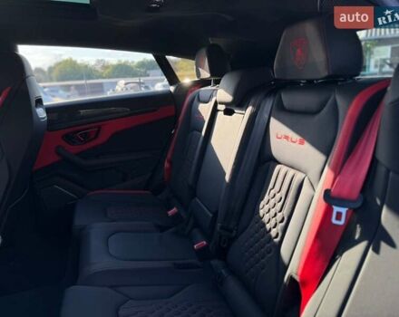 Ламборджини Урус 2024 в Одессе на Automoto.ua Черный Ламборджини Урус, объемом двигателя 4 л и пробегом 1 тыс. км за 492126 $, фото 45 на Automoto.ua