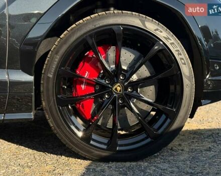 Ламборджини Урус 2024 в Одессе на Automoto.ua Черный Ламборджини Урус, объемом двигателя 4 л и пробегом 1 тыс. км за 492126 $, фото 2 на Automoto.ua