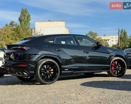 Ламборджини Урус 2024 в Одессе на Automoto.ua Черный Ламборджини Урус, объемом двигателя 4 л и пробегом 1 тыс. км за 492126 $, фото 3 на Automoto.ua
