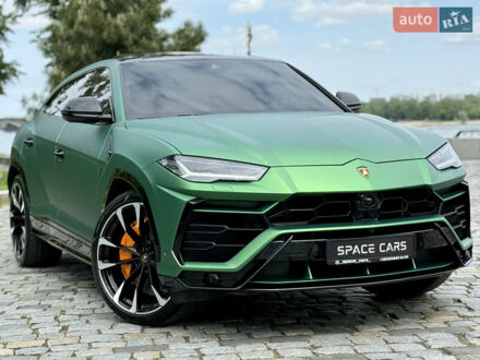 Ламборджині Урус 2020 у Києві на Automoto.ua Чорний Ламборджині Урус, об'ємом двигуна 4 л та пробігом 58 тис. км за 315000 $, фото 1 на Automoto.ua