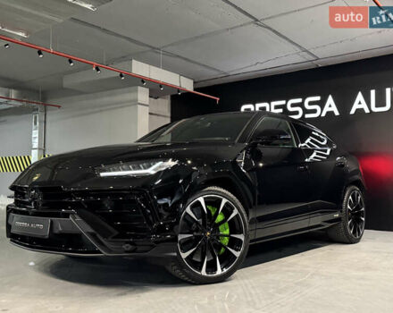 Черный Ламборджини Урус, объемом двигателя 4 л и пробегом 15 тыс. км за 385000 $, фото 1 на Automoto.ua