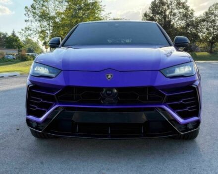 Фиолетовый Ламборджини Урус, объемом двигателя 4 л и пробегом 10 тыс. км за 138000 $, фото 1 на Automoto.ua