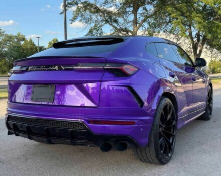 Фиолетовый Ламборджини Урус, объемом двигателя 4 л и пробегом 10 тыс. км за 138000 $, фото 6 на Automoto.ua