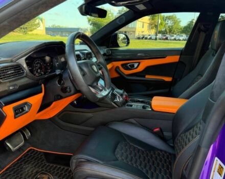 Фиолетовый Ламборджини Урус, объемом двигателя 4 л и пробегом 10 тыс. км за 138000 $, фото 10 на Automoto.ua