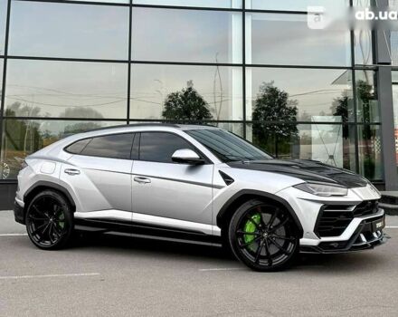 Ламборджини Урус 2020 в Киеве на Automoto.ua Ламборджини Урус, объемом двигателя 4 л и пробегом 35 тыс. км за 355000 $, фото 21 на Automoto.ua