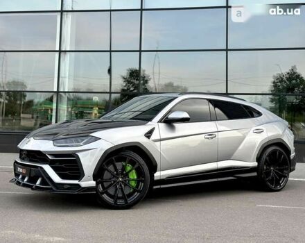 Ламборджини Урус 2020 в Киеве на Automoto.ua Ламборджини Урус, объемом двигателя 4 л и пробегом 35 тыс. км за 355000 $, фото 6 на Automoto.ua