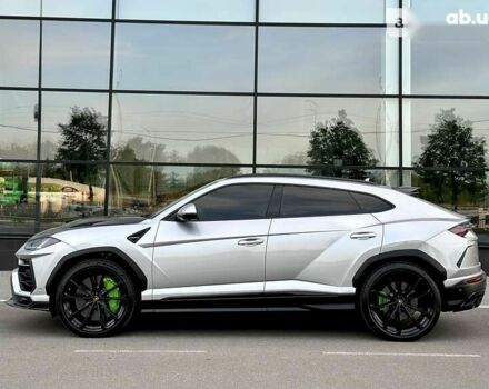 Ламборджини Урус 2020 в Киеве на Automoto.ua Ламборджини Урус, объемом двигателя 4 л и пробегом 35 тыс. км за 355000 $, фото 8 на Automoto.ua