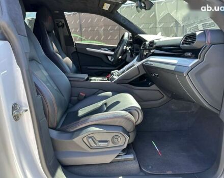 Ламборджині Урус, об'ємом двигуна 4 л та пробігом 66 тис. км за 290000 $, фото 29 на Automoto.ua