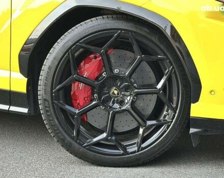 Ламборджині Урус 2019 у Києві на Automoto.ua Ламборджині Урус, об'ємом двигуна 4 л та пробігом 24 тис. км за 295000 $, фото 27 на Automoto.ua