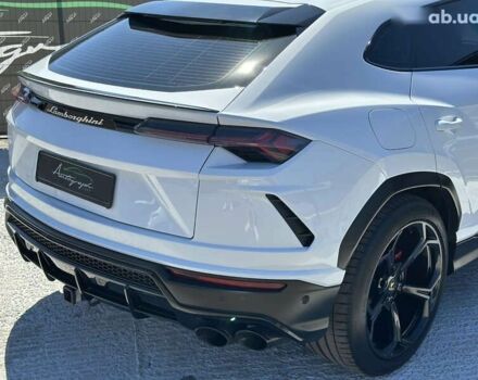 Ламборджини Урус, объемом двигателя 4 л и пробегом 66 тыс. км за 290000 $, фото 5 на Automoto.ua