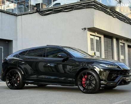 Ламборджини Урус, объемом двигателя 4 л и пробегом 37 тыс. км за 370000 $, фото 13 на Automoto.ua