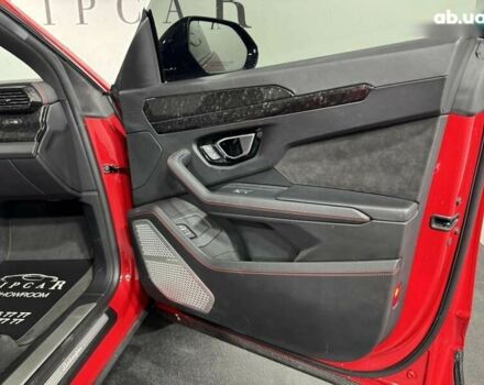 Ламборджини Урус, объемом двигателя 4 л и пробегом 54 тыс. км за 329999 $, фото 20 на Automoto.ua