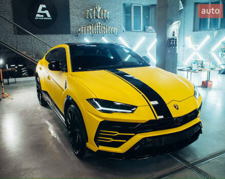 Желтый Ламборджини Урус, объемом двигателя 4 л и пробегом 27 тыс. км за 350000 $, фото 1 на Automoto.ua