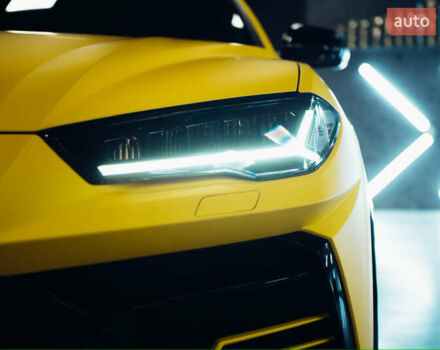 Желтый Ламборджини Урус, объемом двигателя 4 л и пробегом 27 тыс. км за 350000 $, фото 4 на Automoto.ua