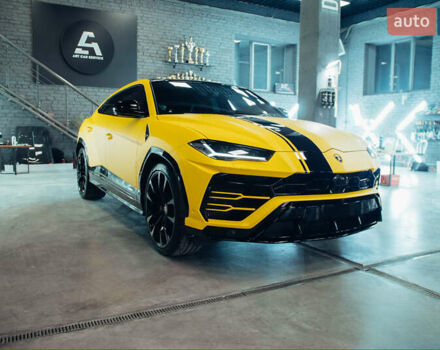 Желтый Ламборджини Урус, объемом двигателя 4 л и пробегом 27 тыс. км за 350000 $, фото 22 на Automoto.ua