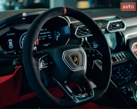 Желтый Ламборджини Урус, объемом двигателя 4 л и пробегом 27 тыс. км за 350000 $, фото 12 на Automoto.ua