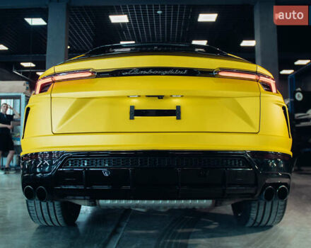 Желтый Ламборджини Урус, объемом двигателя 4 л и пробегом 27 тыс. км за 350000 $, фото 5 на Automoto.ua