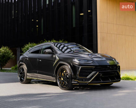 Ламборджини Урус 2020 в Киеве на Automoto.ua Серый Ламборджини Урус, объемом двигателя 4 л и пробегом 55 тыс. км за 300000 $, фото 13 на Automoto.ua