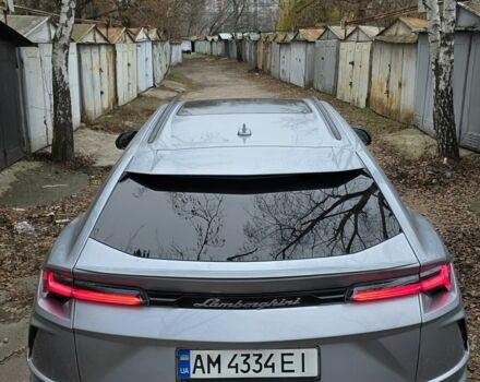 Серый Ламборджини Урус, объемом двигателя 4 л и пробегом 66 тыс. км за 240000 $, фото 3 на Automoto.ua