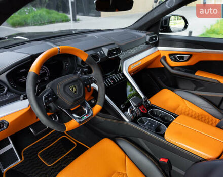 Ламборджини Урус 2020 в Киеве на Automoto.ua Серый Ламборджини Урус, объемом двигателя 4 л и пробегом 55 тыс. км за 300000 $, фото 45 на Automoto.ua