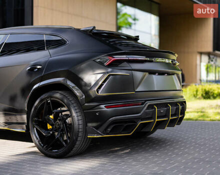 Ламборджини Урус 2020 в Киеве на Automoto.ua Серый Ламборджини Урус, объемом двигателя 4 л и пробегом 55 тыс. км за 300000 $, фото 26 на Automoto.ua