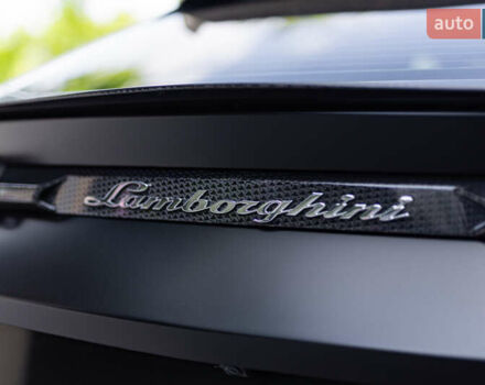 Ламборджини Урус 2020 в Киеве на Automoto.ua Серый Ламборджини Урус, объемом двигателя 4 л и пробегом 55 тыс. км за 300000 $, фото 17 на Automoto.ua