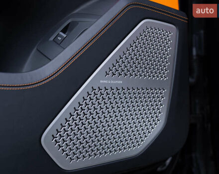 Ламборджини Урус 2020 в Киеве на Automoto.ua Серый Ламборджини Урус, объемом двигателя 4 л и пробегом 55 тыс. км за 300000 $, фото 36 на Automoto.ua